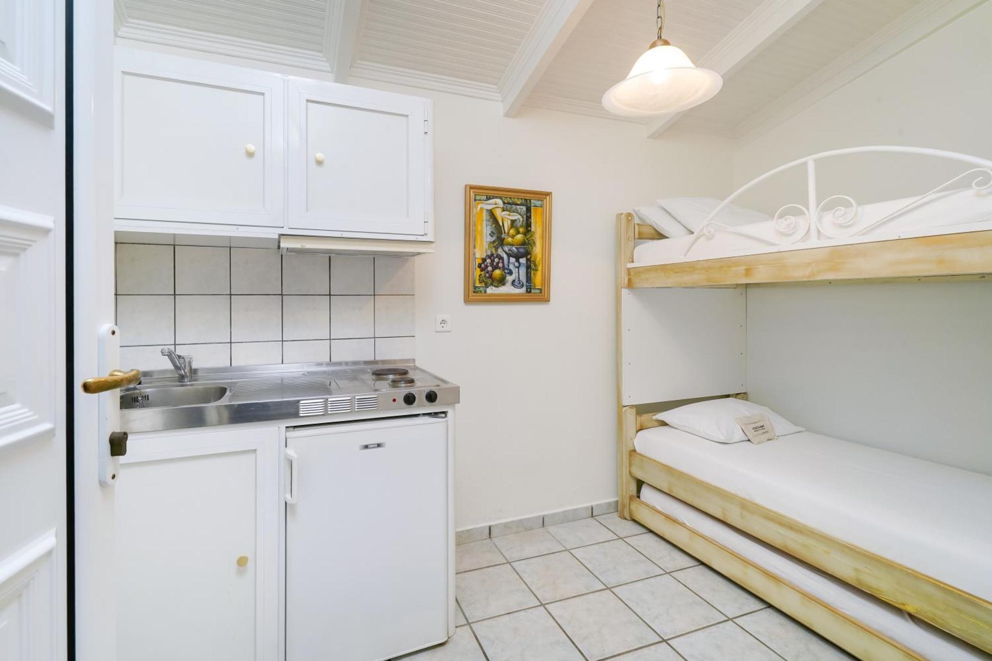 Edem Garden Apartment สกาลา โปเตมิอัส ภายนอก รูปภาพ